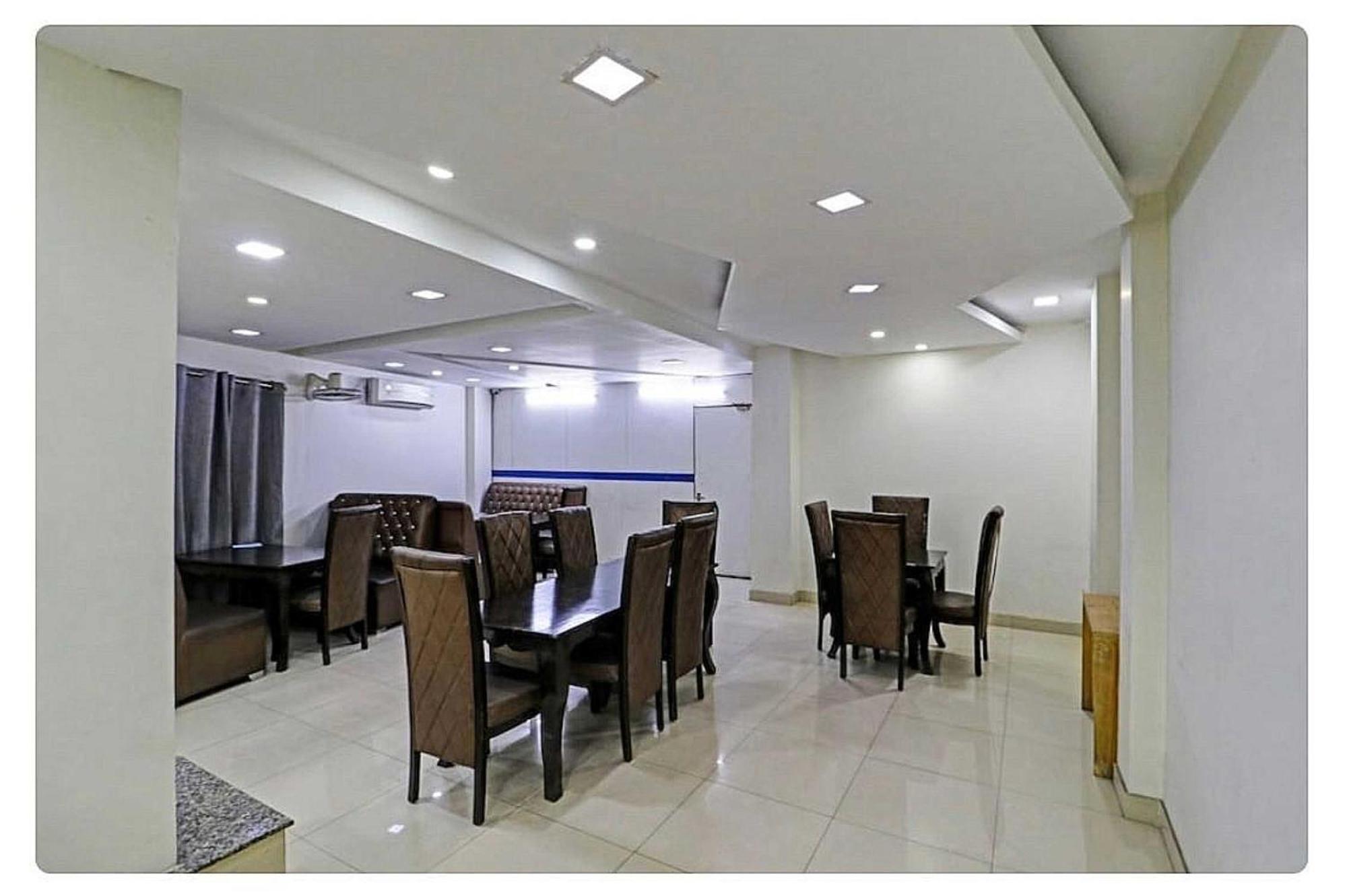 โอโย 8404 โฮเต็ล แอโรฟลาย Hotel นิวเดลี ภายนอก รูปภาพ