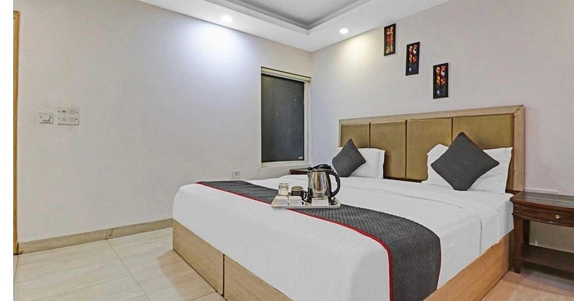 โอโย 8404 โฮเต็ล แอโรฟลาย Hotel นิวเดลี ภายนอก รูปภาพ