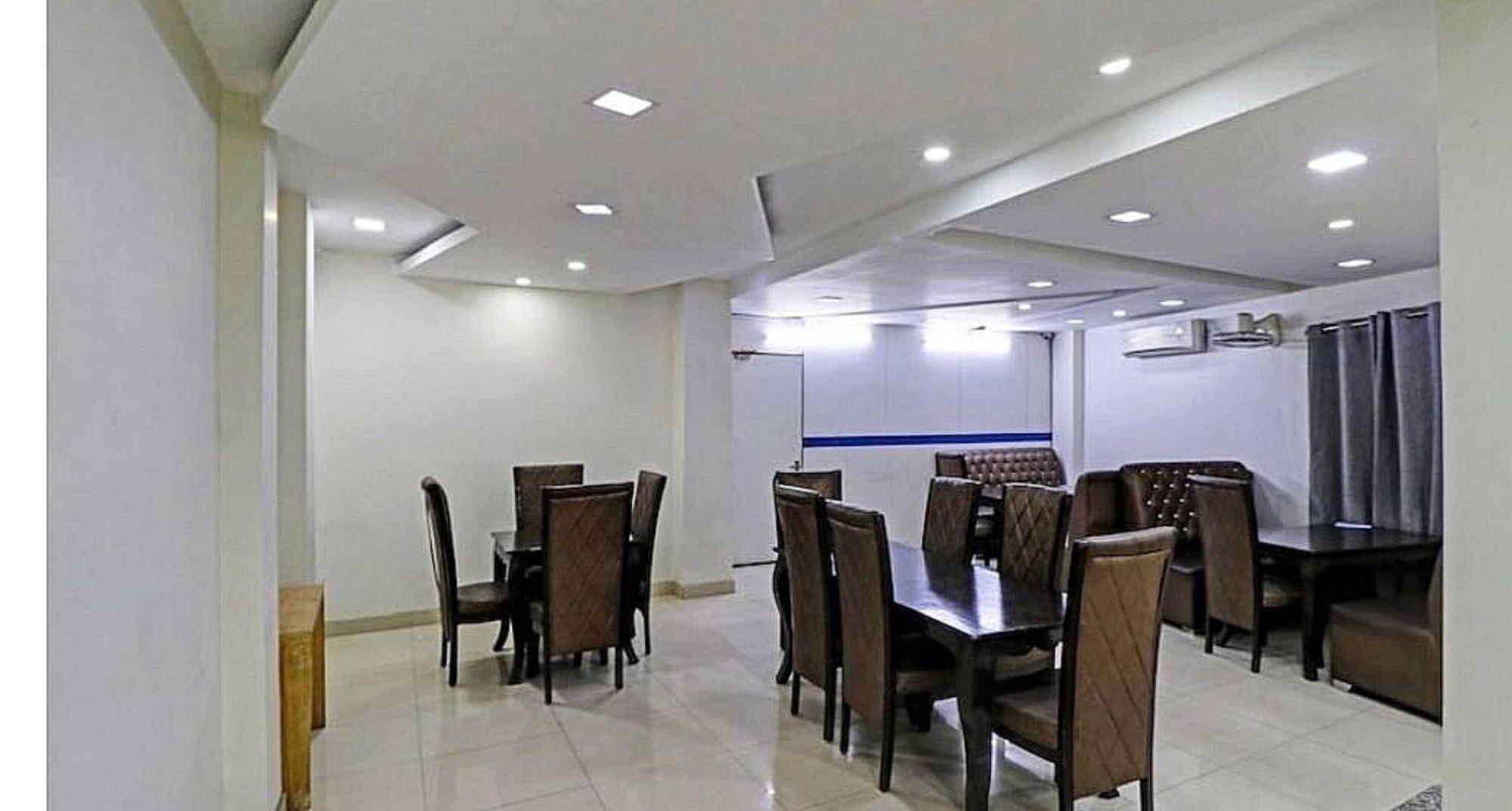 โอโย 8404 โฮเต็ล แอโรฟลาย Hotel นิวเดลี ภายนอก รูปภาพ