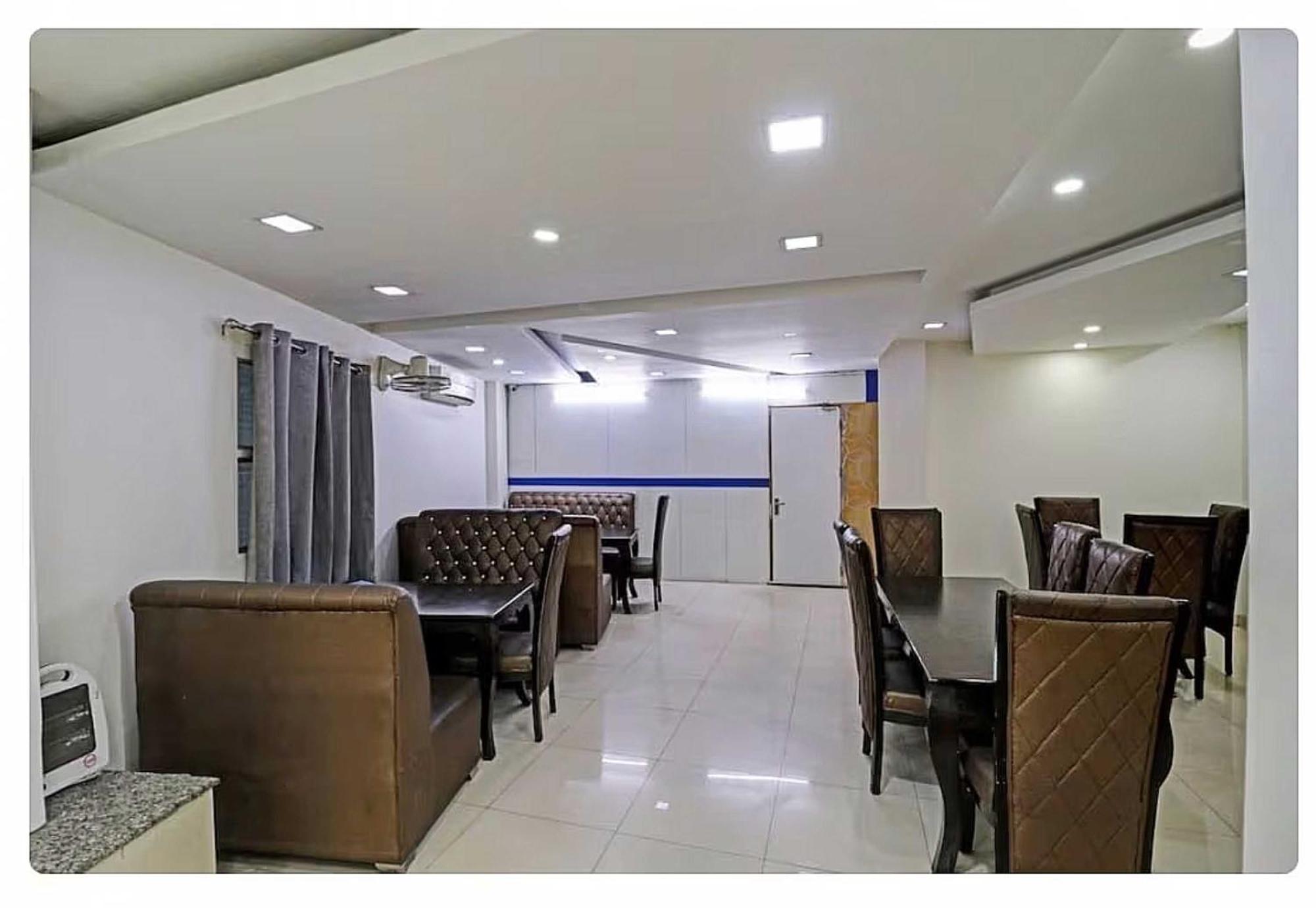 โอโย 8404 โฮเต็ล แอโรฟลาย Hotel นิวเดลี ภายนอก รูปภาพ