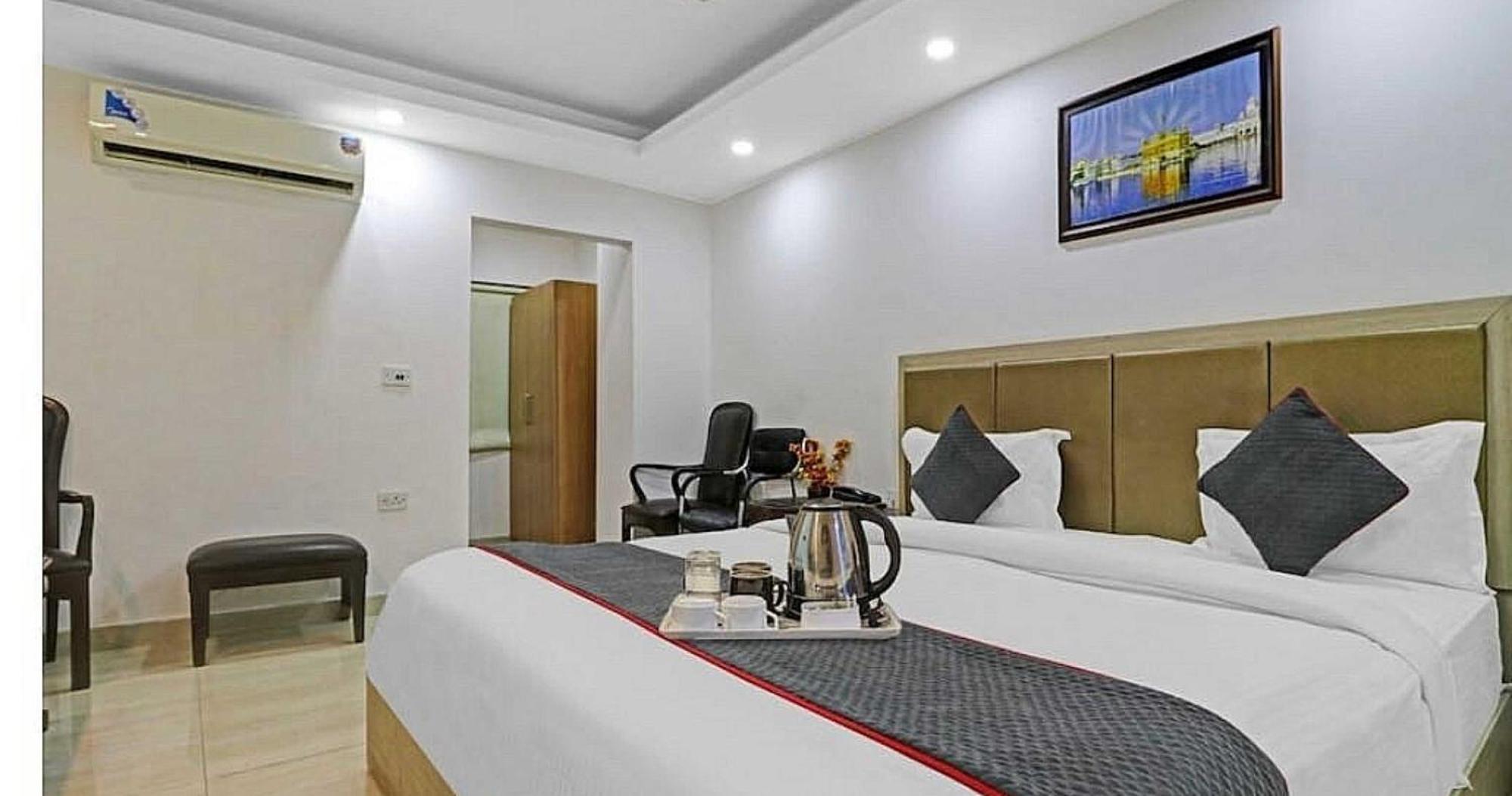 โอโย 8404 โฮเต็ล แอโรฟลาย Hotel นิวเดลี ภายนอก รูปภาพ